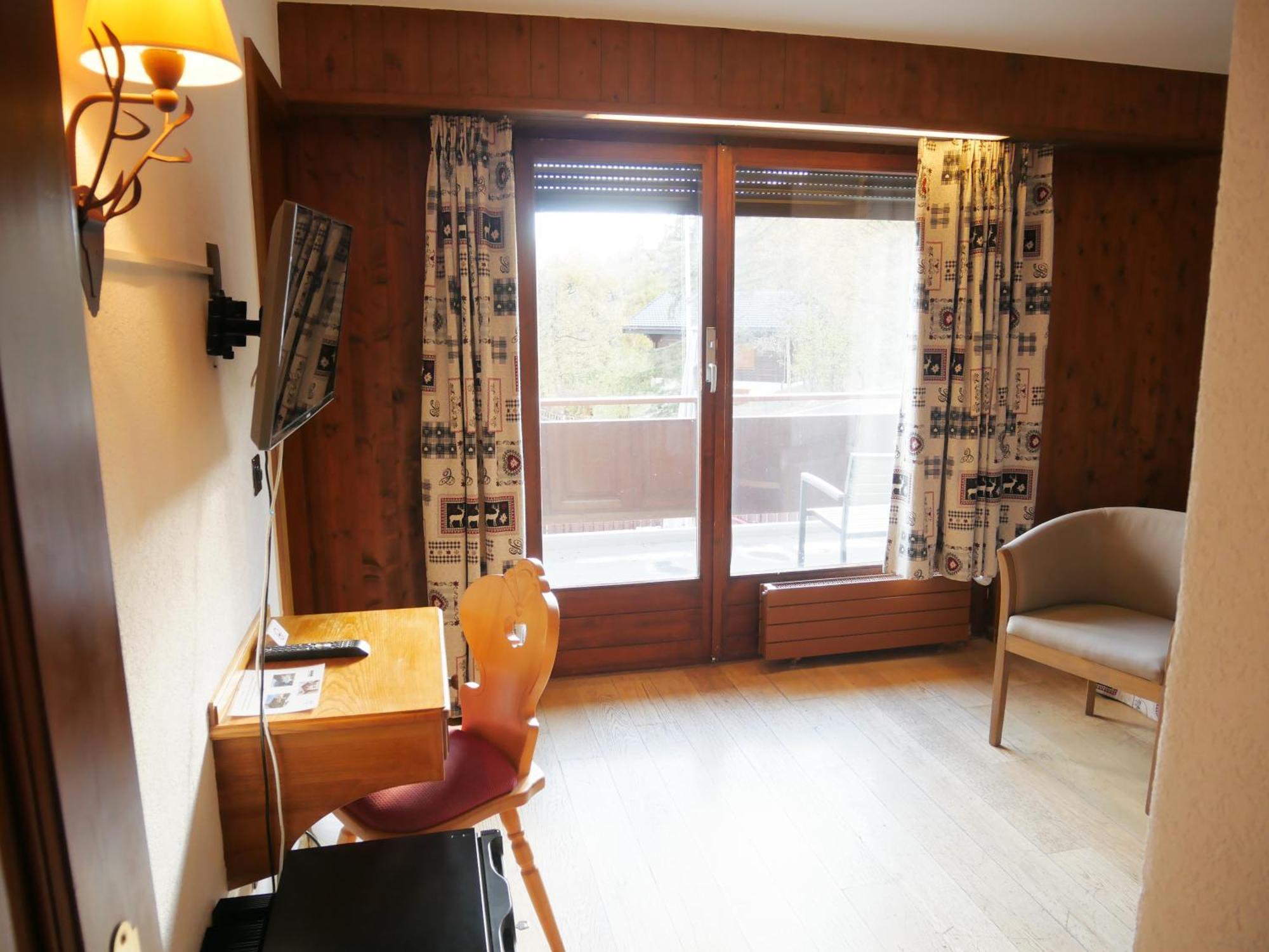 Between Boutique Hotel