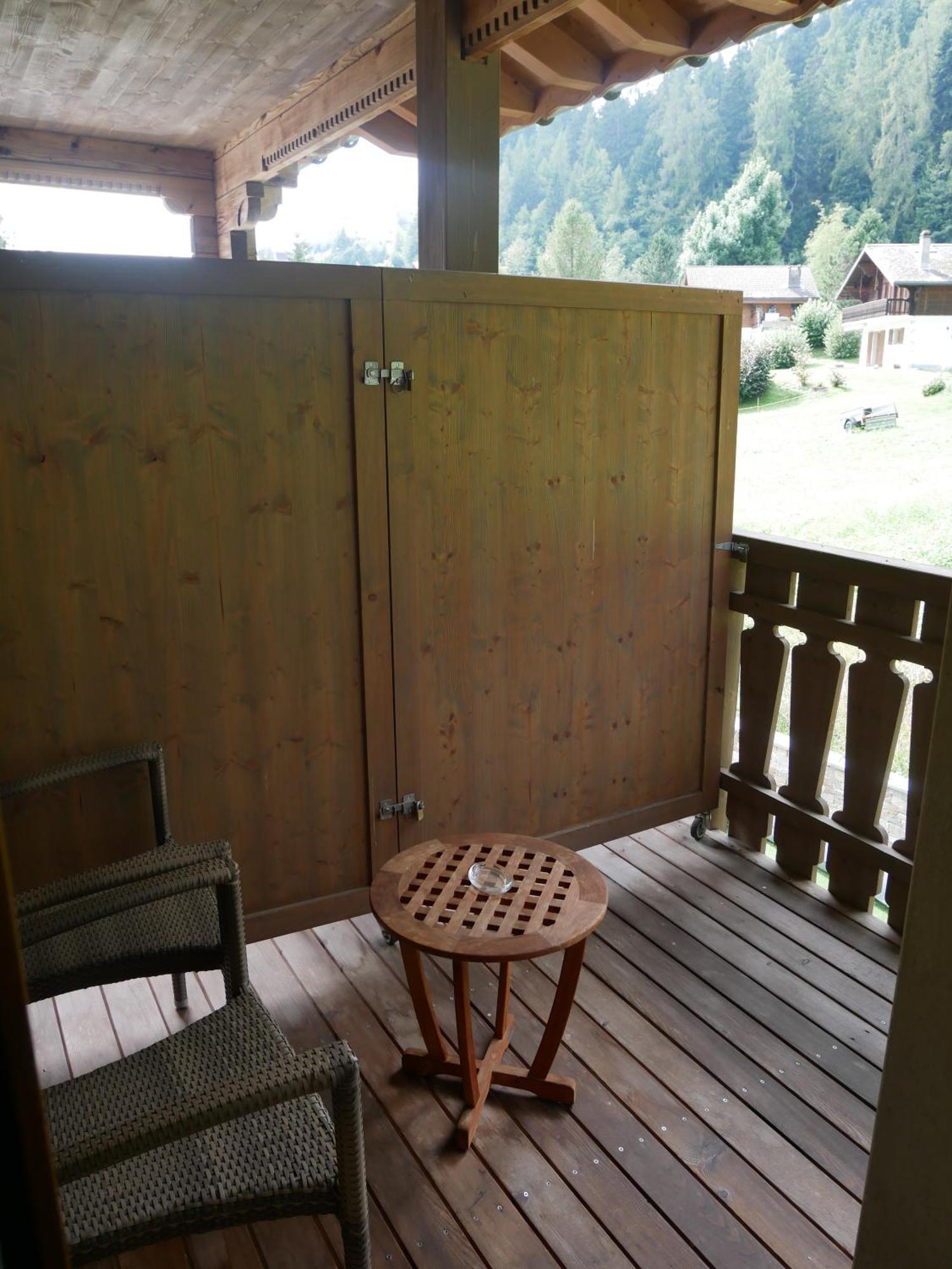 Between Boutique Hotel
